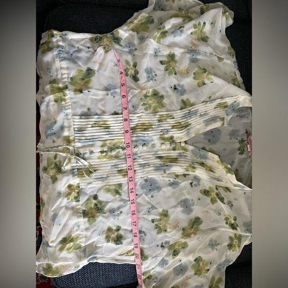 Banana Republic Silk Drawstring Top - Picture 8 of 8